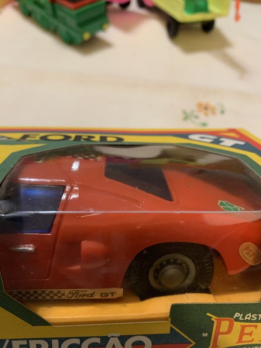Carro de friccao Ford GT - PEPE