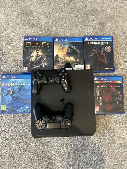 Playstation 4 slim 500gb + 2 comandos +5 jogos