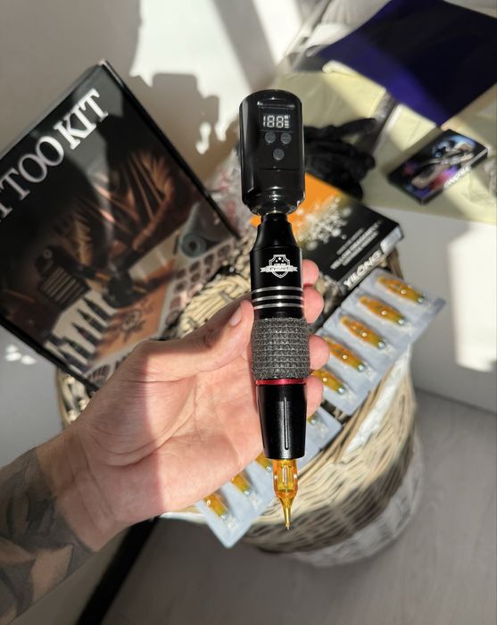 Kit Tatuagem Sem Fios COMPLETO Máquina/ Pen, Pele Treino,Instruções