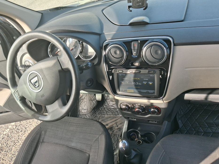 Carro Dacia lodgy