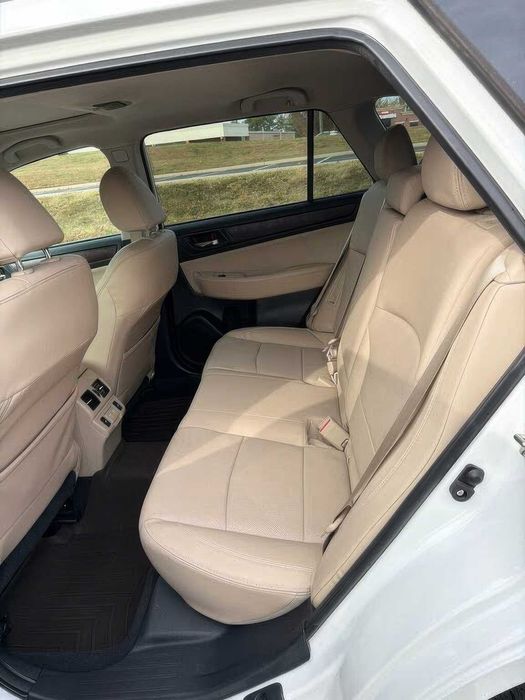 Subaru Outback Limited      2019