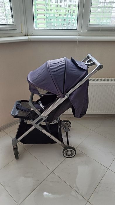 Легкая прогулочная коляска Babyzz Prime