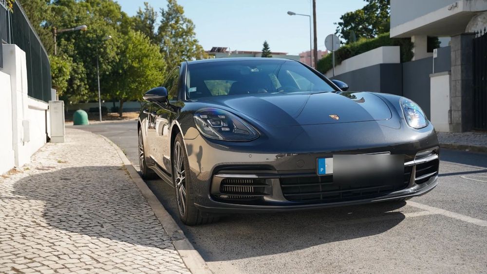 Porsche Panamera 4 E-Hybrid