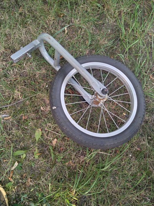 Riksza , wózek ,przyczepka do roweru na 2 dzieci do około 4 lat