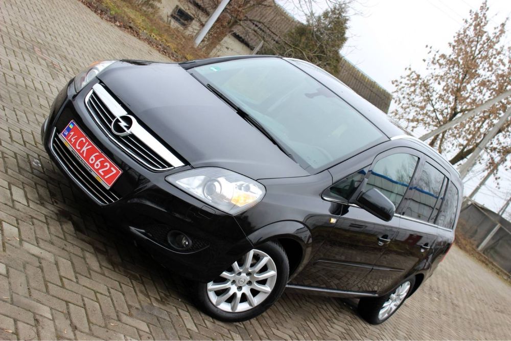 Продам Opel zafira b 1.8 2011