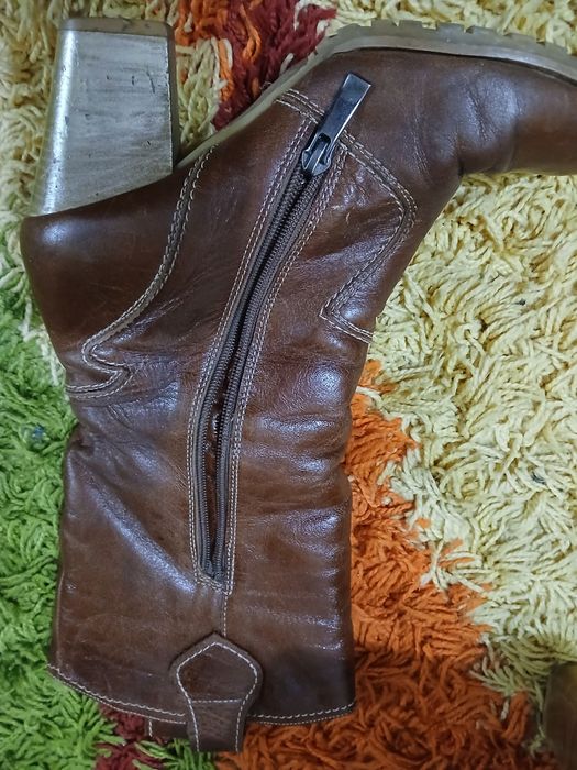 Продам жіночі напівчобітки