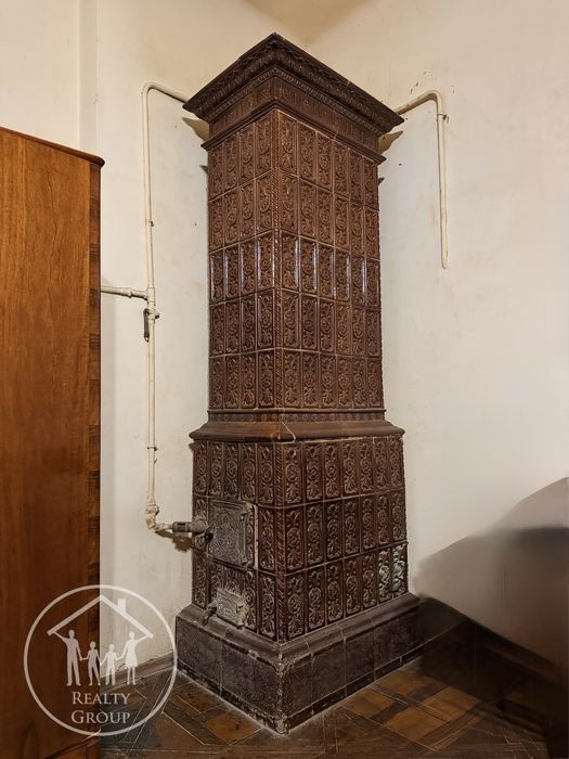 Центр, унікальний вид з вікна, фасадні вікна