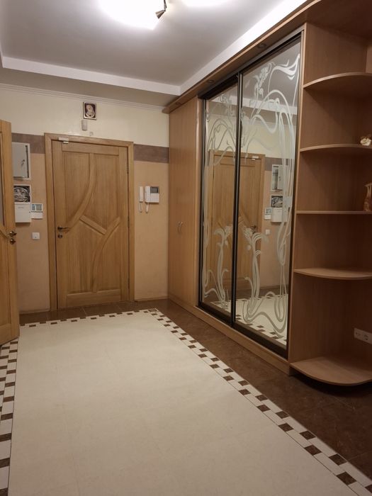 Дворівнева квартира р-н 5ти  кутів з РОЗСТРОЧКОЮ платежу