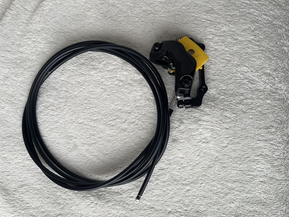 Гідравлічні гальма/тормоза Nutt y-5 4 поршня правосторонні