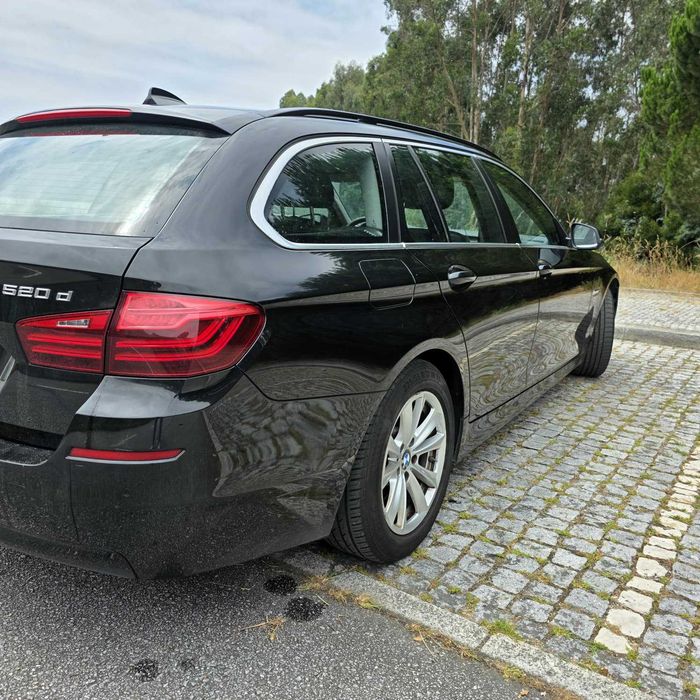 BMW 520d Touring Auto Luxury Edition 12/2015