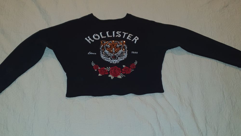 Bluza z długim rękawem Hollister, czarna, rozmiar S z Tygrysem
