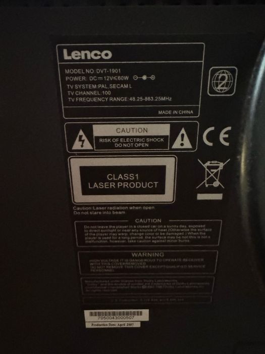 Lenco DVT-1901 com comando e cabos