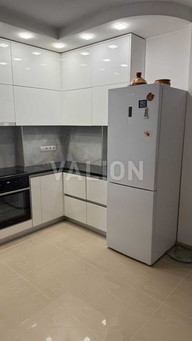 Продаж 1к квартири  с ремонтом  вул Єрнста 16 Б.  Без %