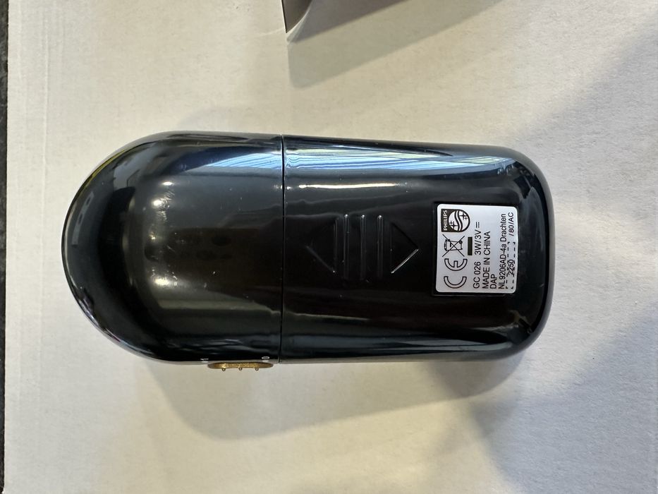Машинка для стриження ковтунців PHILIPS Fabric Shaver GC026/80