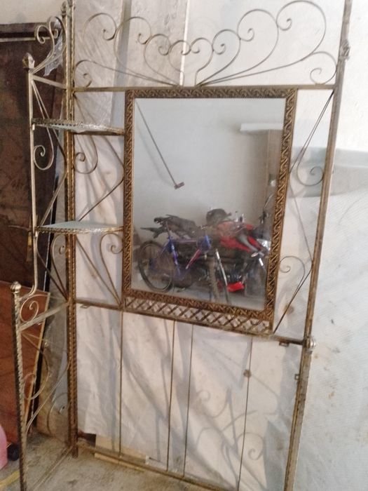 Металлический декоративный каркас для умывальника