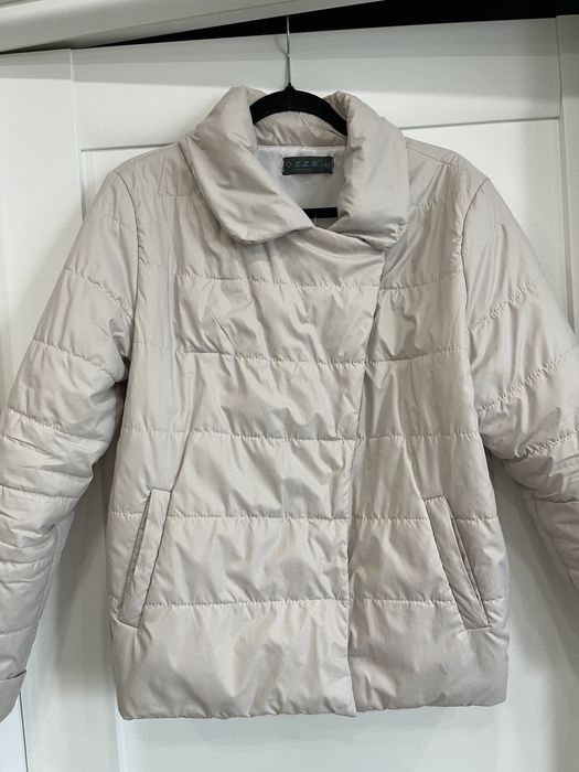 Куртка жіноча (46)