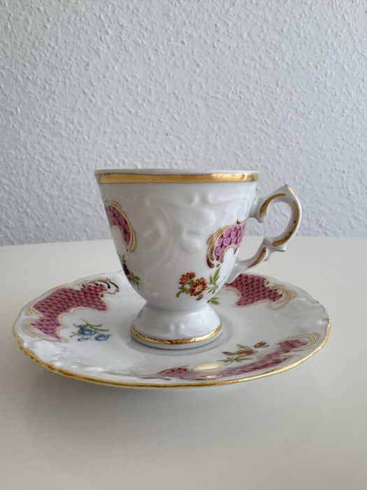 Porcelana Wenecja filiżanka bogato zdobiona