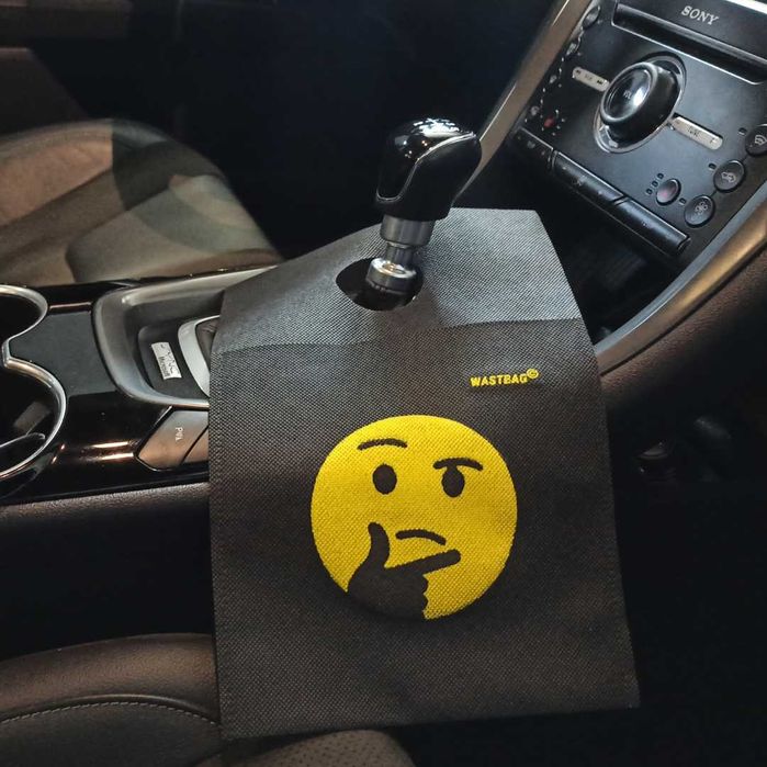 Samochodowy kosz na śmieci mini śmietnik nowość torebka