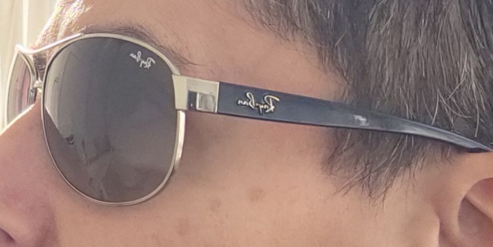 Óculos de sol Ray ban.