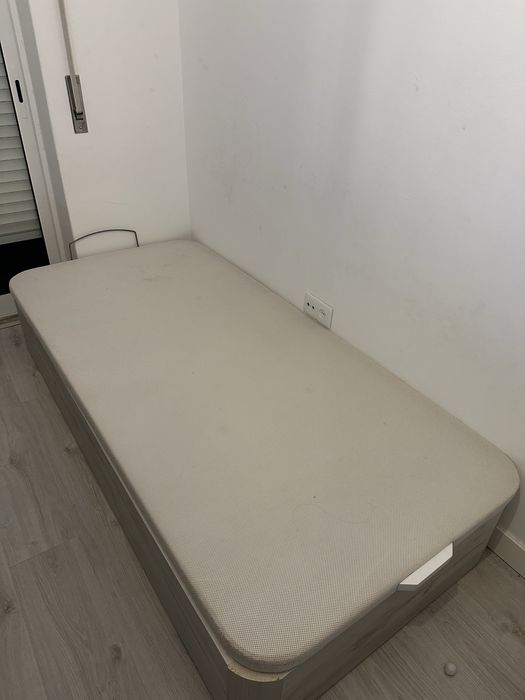 Cama somier solteiro c/ colchão e arrumação