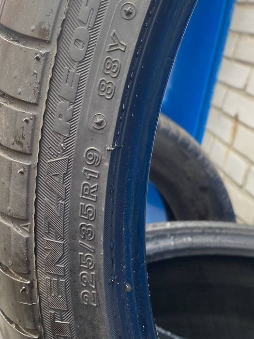 GoAuto шини BridgeStone  225 35 18, 8.1mm, 2016рік, комплект,  Київ