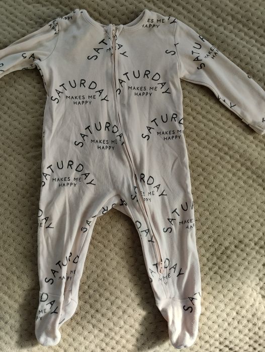 Чоловічки на дівчинку