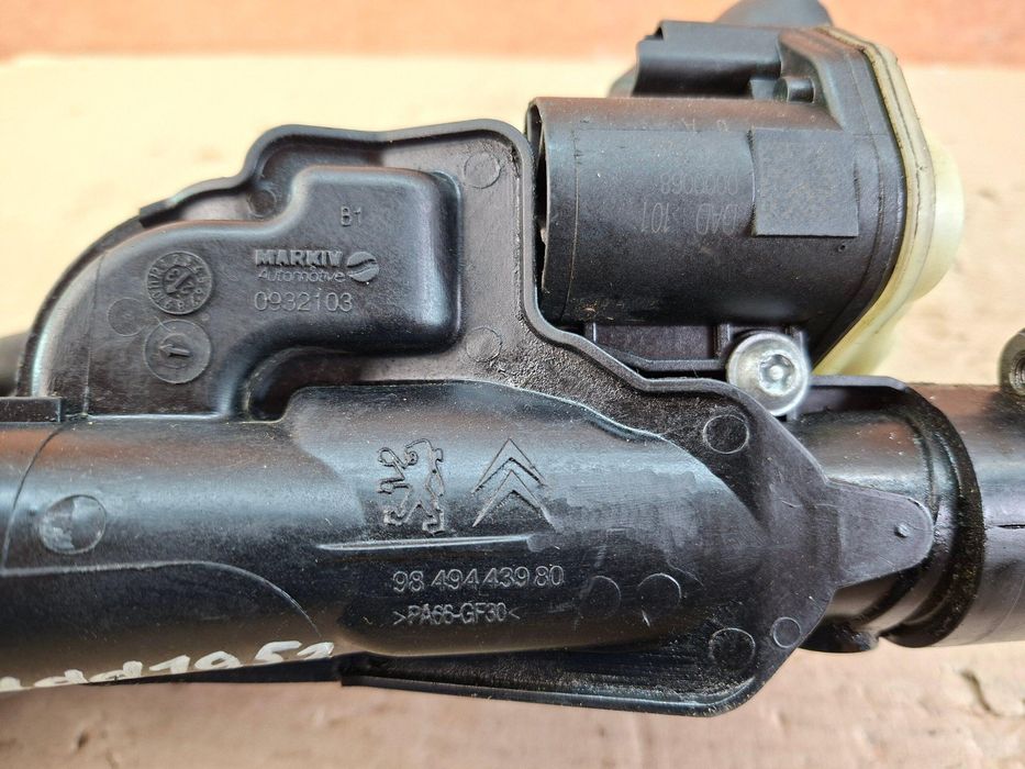 Peugeot 508 10-18 2.0 Blue HDI термостат корпус термостата 9849443980