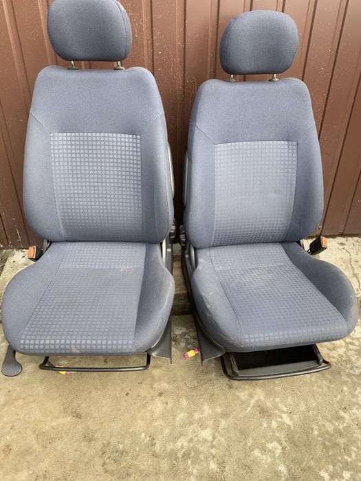 Opel agila A fotele przod komplet 2 szt