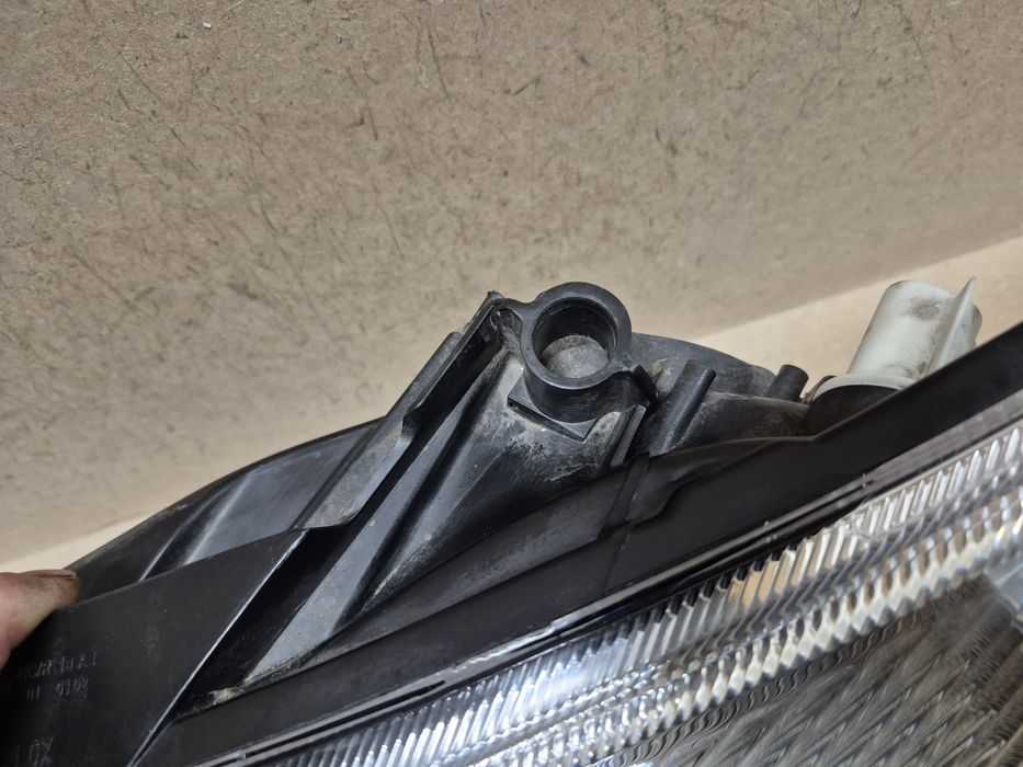 Lampa reflektor skoda Fabia 2 lift lewy europa