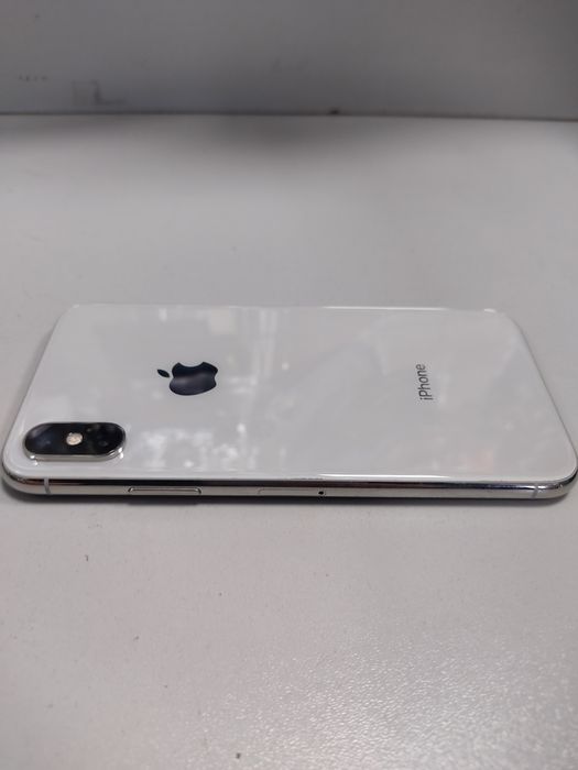 Iphone XS 64 gb white 79%