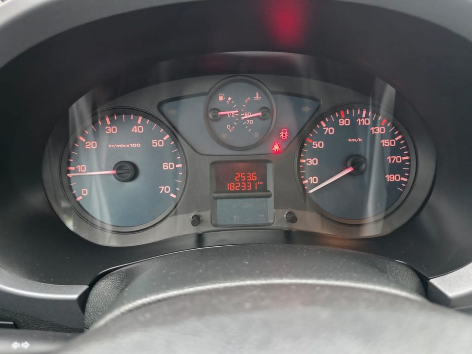 Carrinha Berlingo multispace 5 lugares