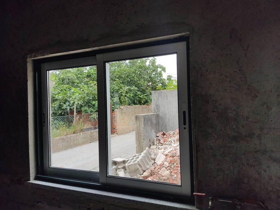 Janela de alumínio