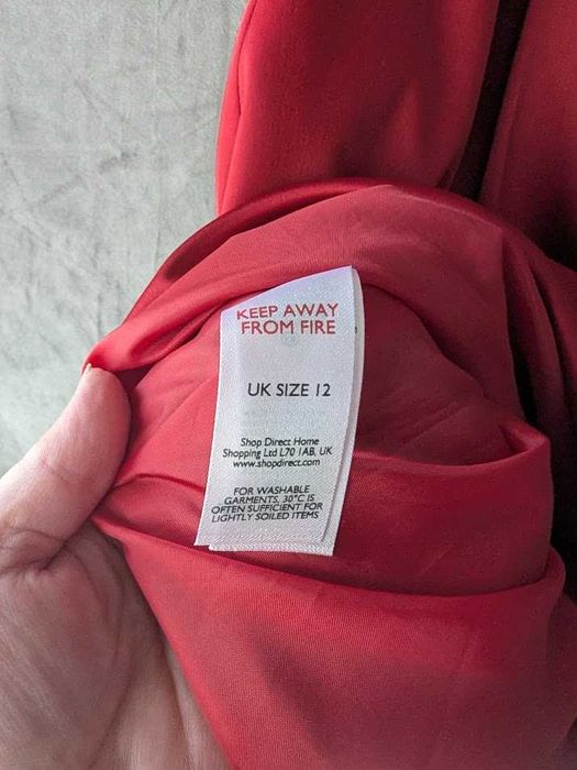 Vestido vermelho de festa sem alças. Tamanho UK 12 / EU 40–42 / M–L.