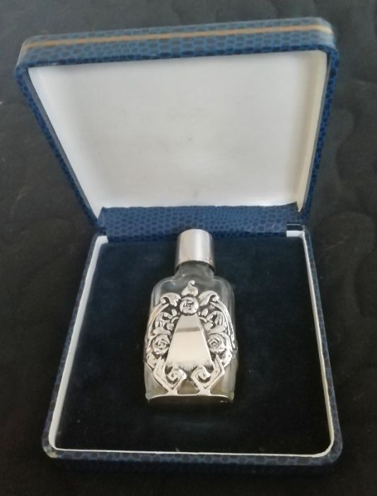 Estojo frasco de vidro para perfume revestido a prata águia 835