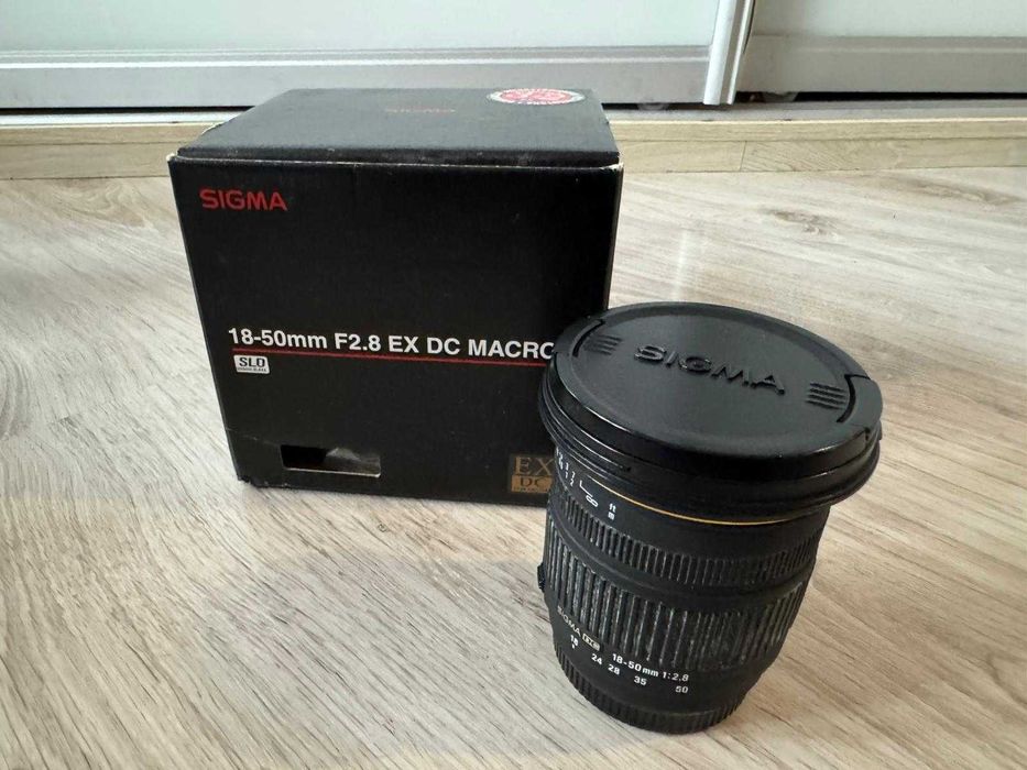 Sigma 18-50 mm f/2.8 DC EX Macro Sony