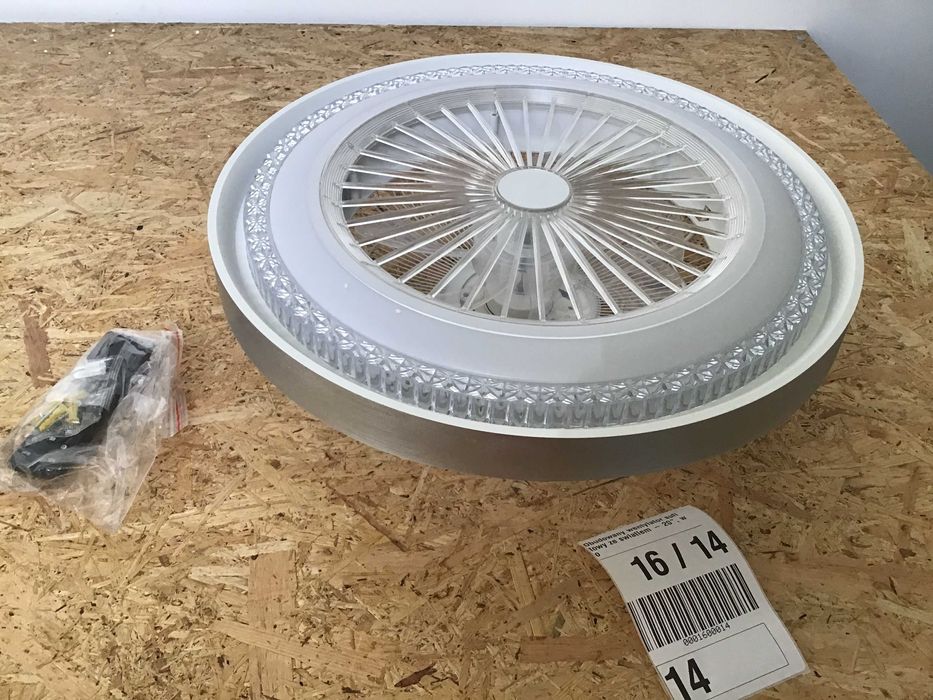 Obudowany wentylator sufitowy ze światłem - 20”