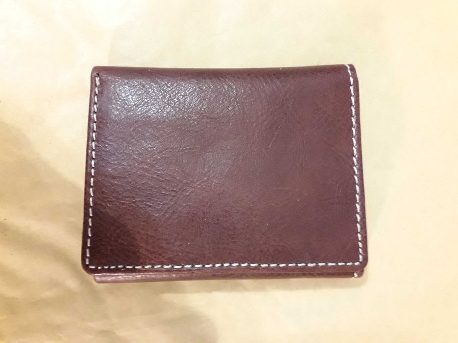 Carteira em Pele NOVA 5€
