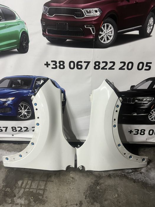 Крыло с направляющей левое Фиат Фіат Fiat 500X 2014-2025г