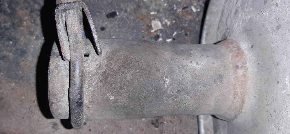 Продам глушитель