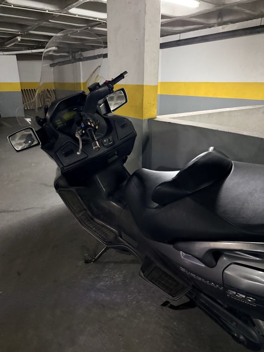 Suzuki Burgman 650 executive
