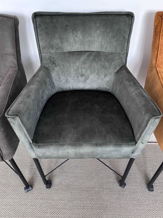 Loftowe Wygodne Krzesła Na Kółkach Skandynawskie Oryginalne 3 szt