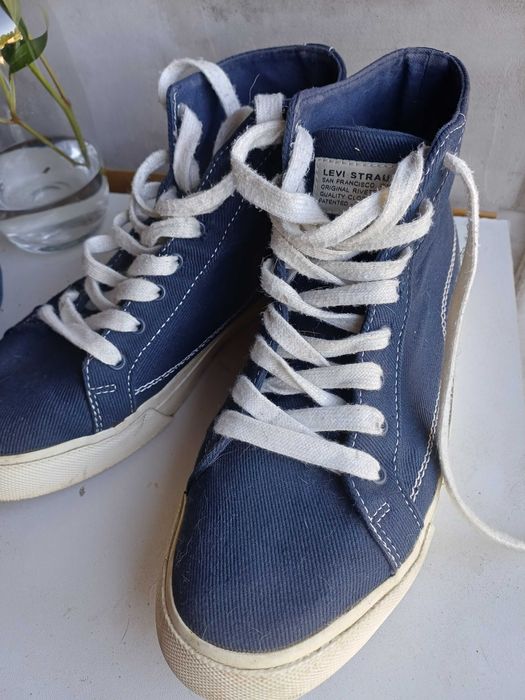 Trampki Levis'a 41
