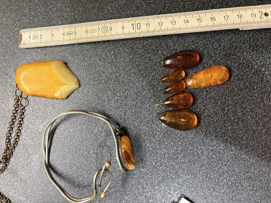 Лот Вироби з натуральним янтарем часів срср