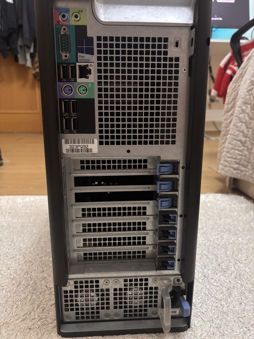 Desktop Dell workstation
