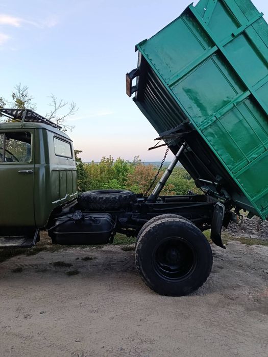 Продам Самосвал.