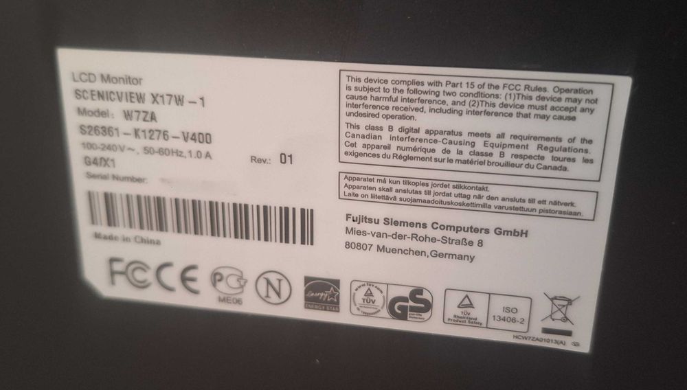 Монітор Fujitsu - 17 дюймів