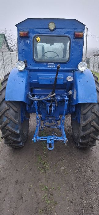 Продам трактор колісний т 40 м