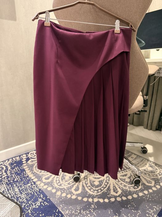 Спідниця нова бордо