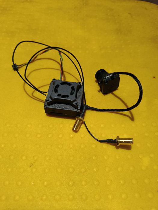 Відео система Caddx Walksnail