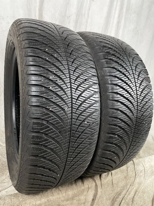 235/55R17 103V Goodyear Vector4Seasons Gen-2